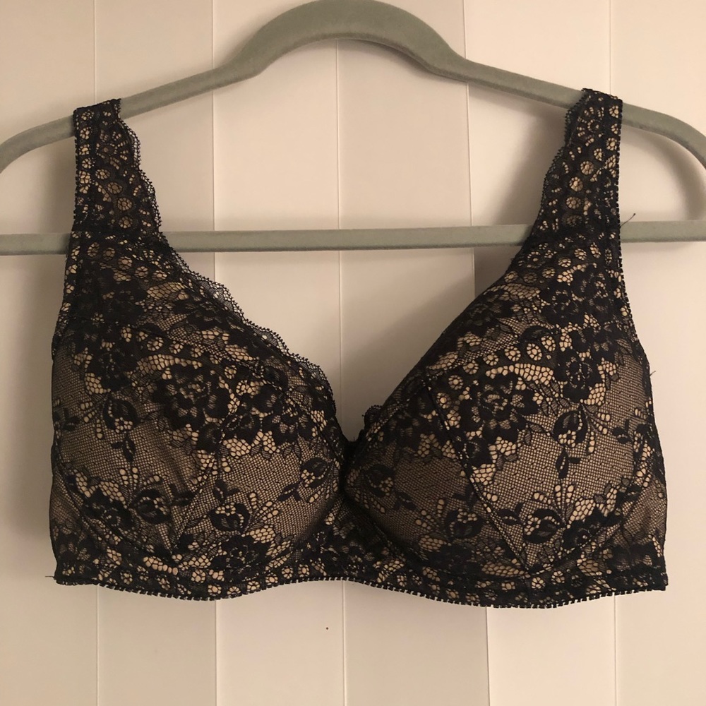 3 for $20 Fredericks of Hollywood Bra 38DD